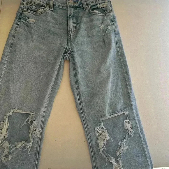 American eagle - Picture 1 of 5